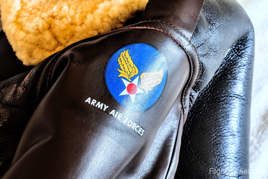 旧リアルマッコイズ1991年製B-3のオフィサーランクタブ