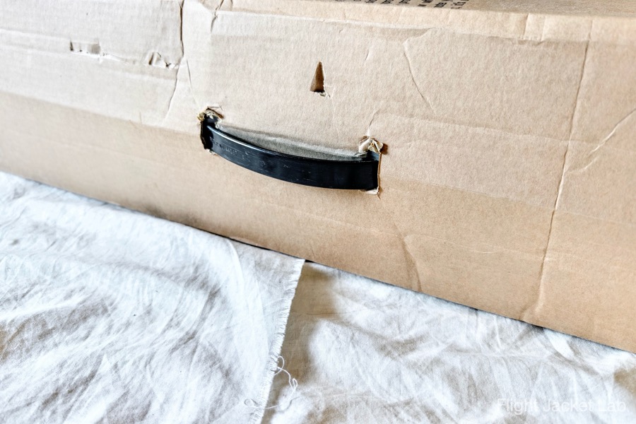 旧リアルマッコイズ1991年製B-3のパッケージ持ち手