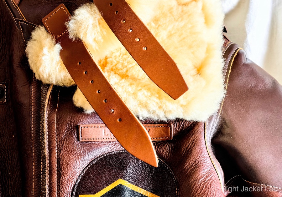 旧リアルマッコイズ1995年製H.L.B Corp実名復刻B-3のネックストラップ