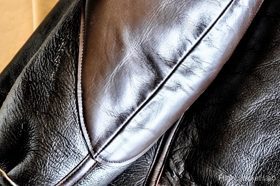 旧リアルマッコイズ1992年製B-3の腕の補強革