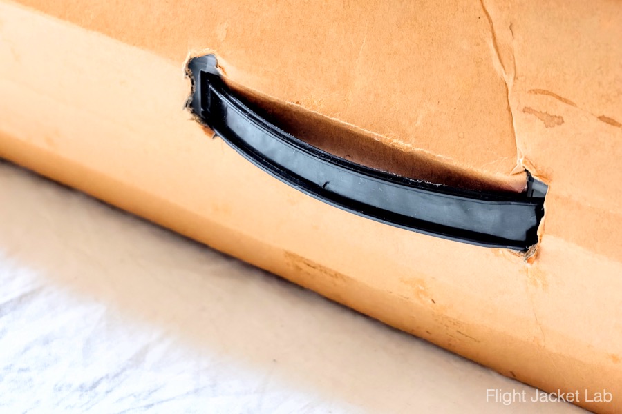 旧リアルマッコイズ1992年製B-3の箱の取手